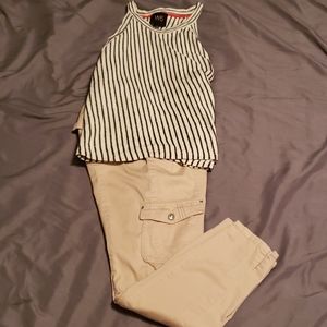 White House Black Market crop pants